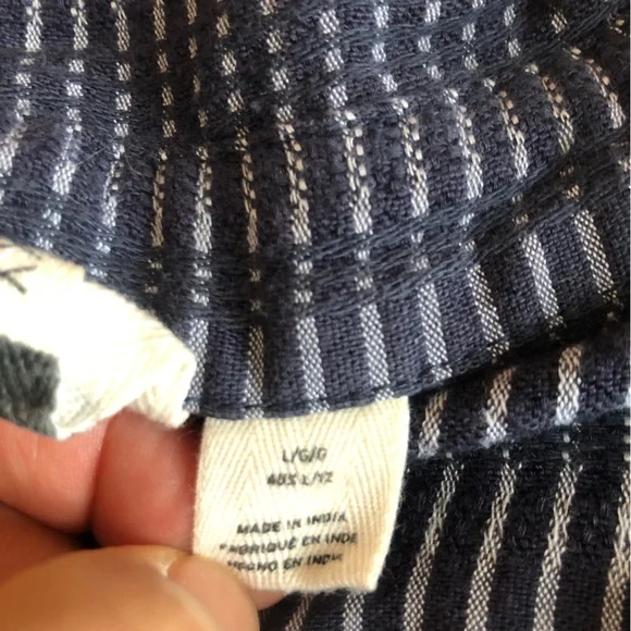 Roxy Navy and White Striped Top Large - Picture 5 of 10